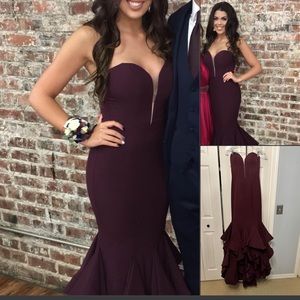 Jovani Strapless